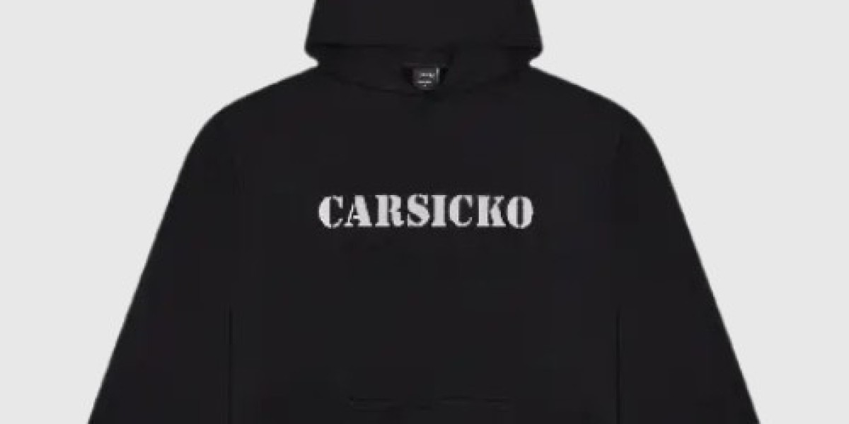 Carsicko Clothing Trends for Calm Street Days