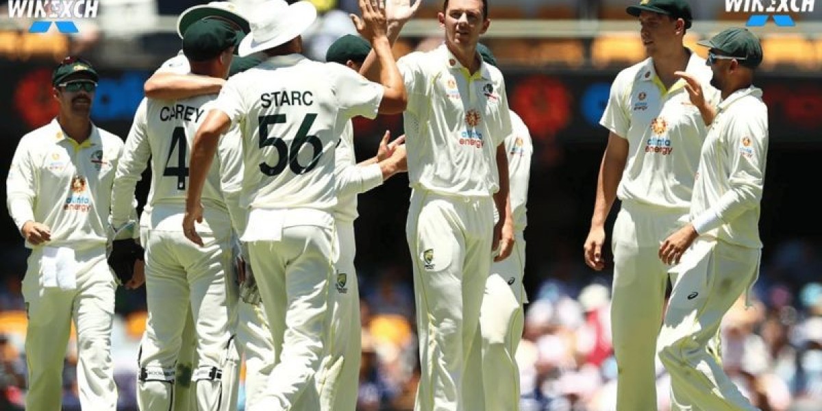 Australia vs England 1st Test: Red-Ball Rivalry and Tactical Play in Focus