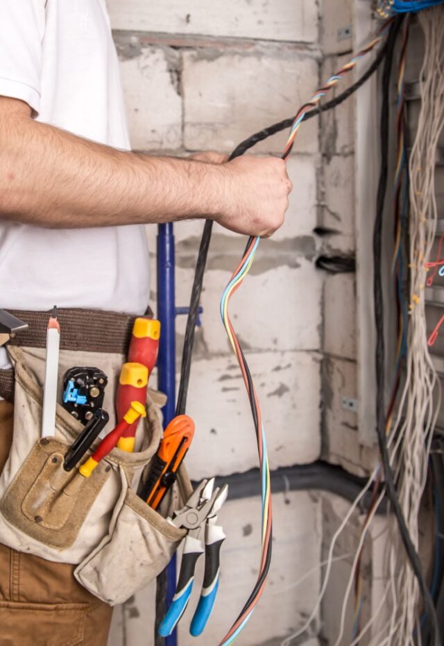 Expert Electrical Panel Change Services in Cutler Bay, FL