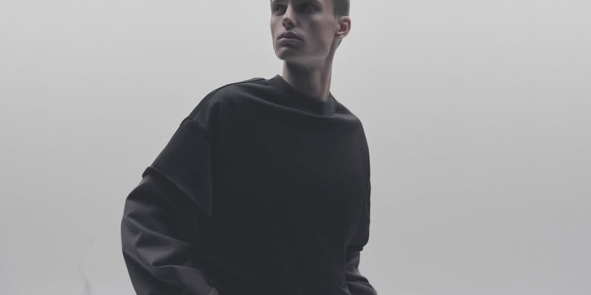 Everyday Streetwear and the Demand for Simplicity