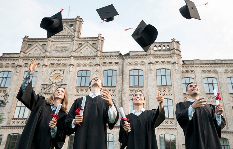 Apply For a UK Study Visa in Delhi