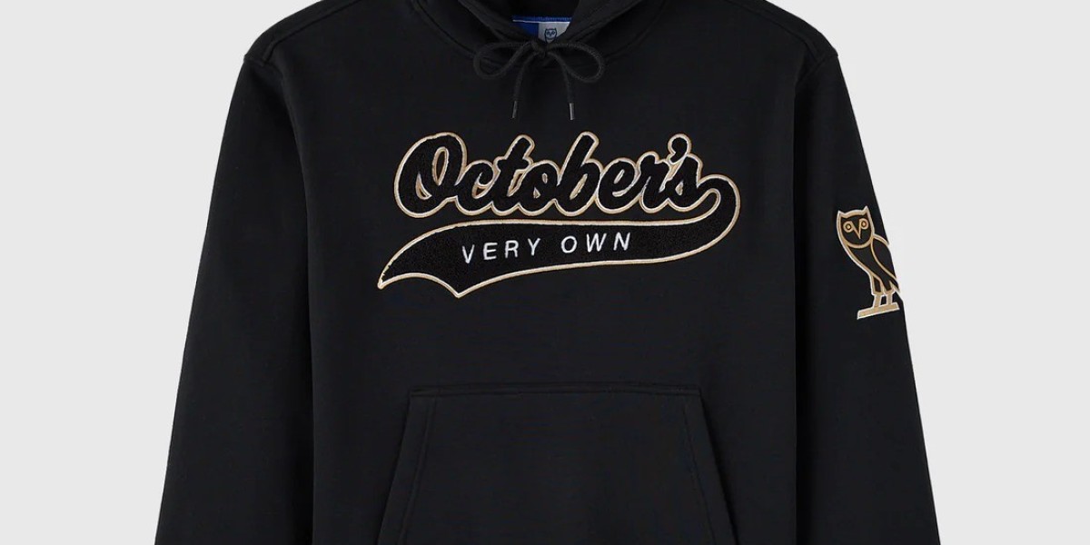 Warm OVO Clothing Choices for Meaningful Christmas Family Gatherings