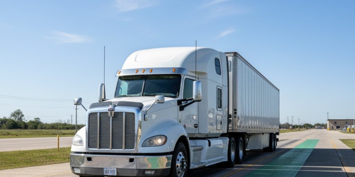Common Challenges in Flatbed Transportation and How Dispatch Services Solve Them