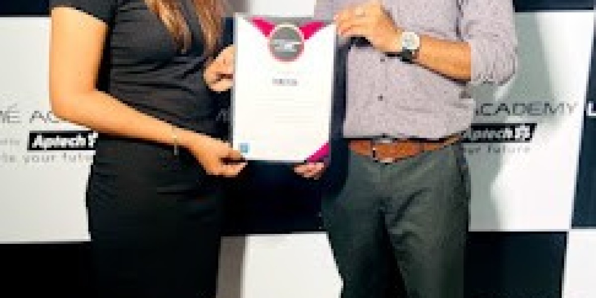 Lakmé Academy Powered By Aptech:- Best Makeup Academy in  Satellite Ahmedabad