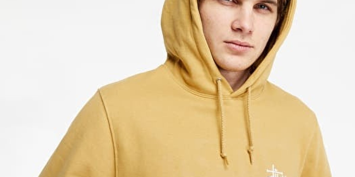 Snow Season Style in Aurora, Colorado: Stussy x Rhude and the Art of Mix-and-Match Essentials