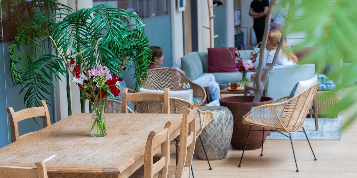 How to Blend Styles for a Timeless Patio